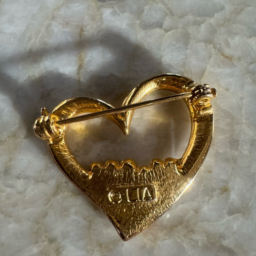 Heart Pin - Picture 2 of 2